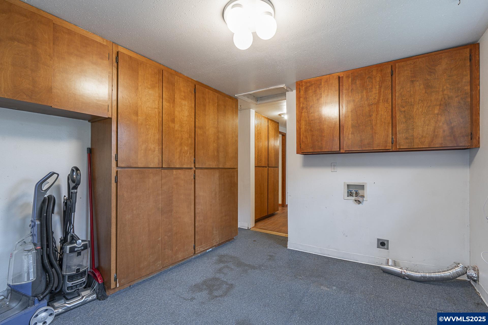 12700 Maxfield Creek Rd