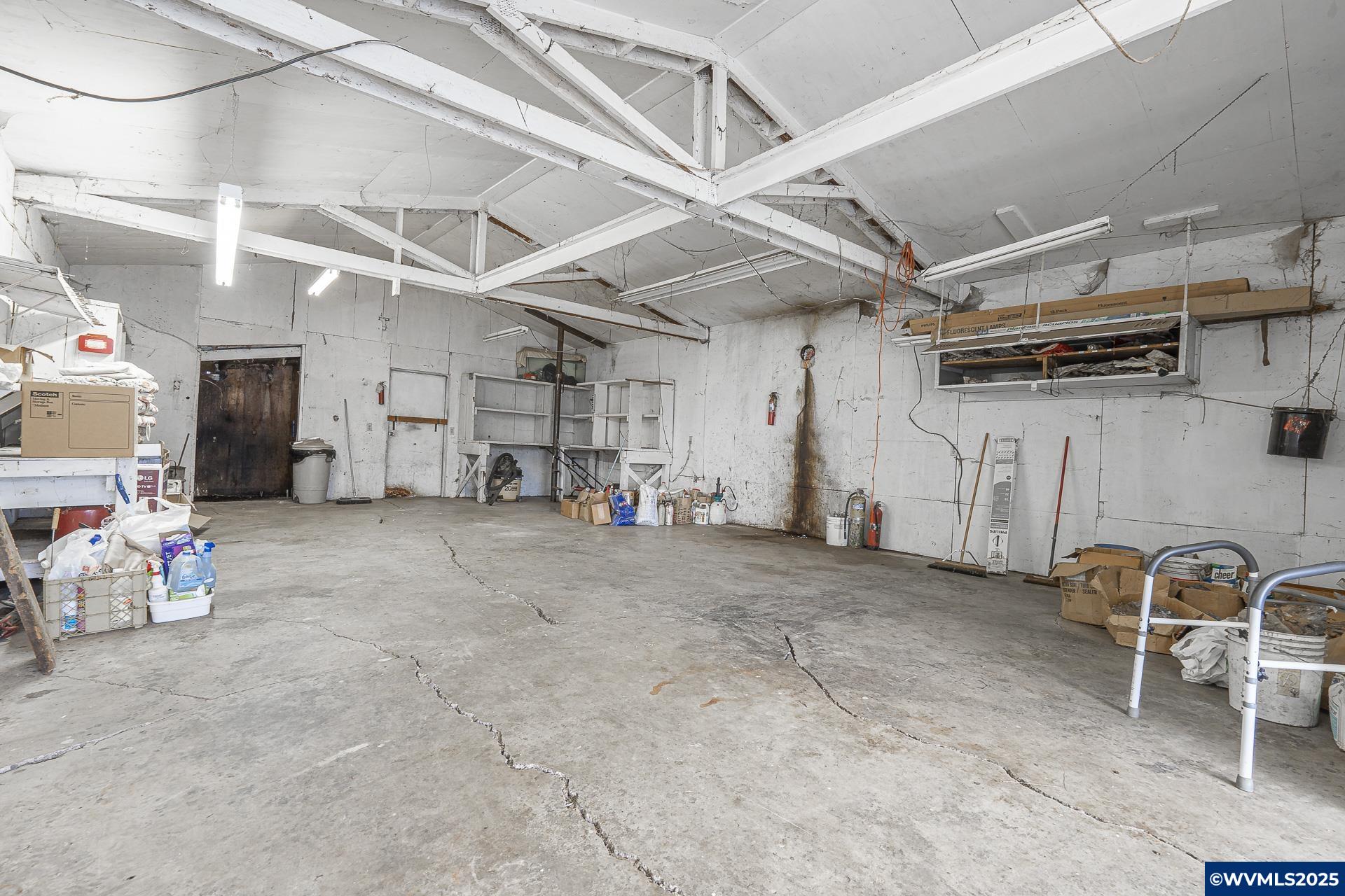 12700 Maxfield Creek Rd