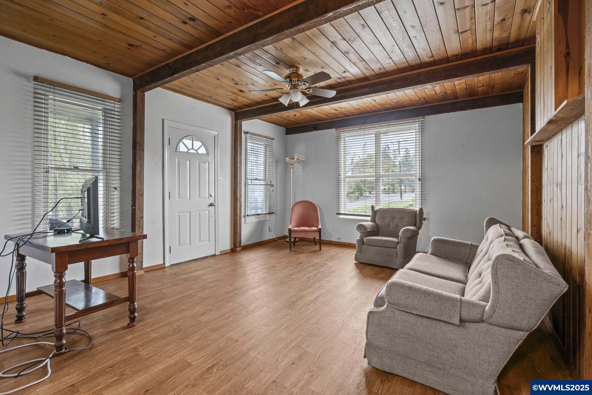 12700 Maxfield Creek Rd