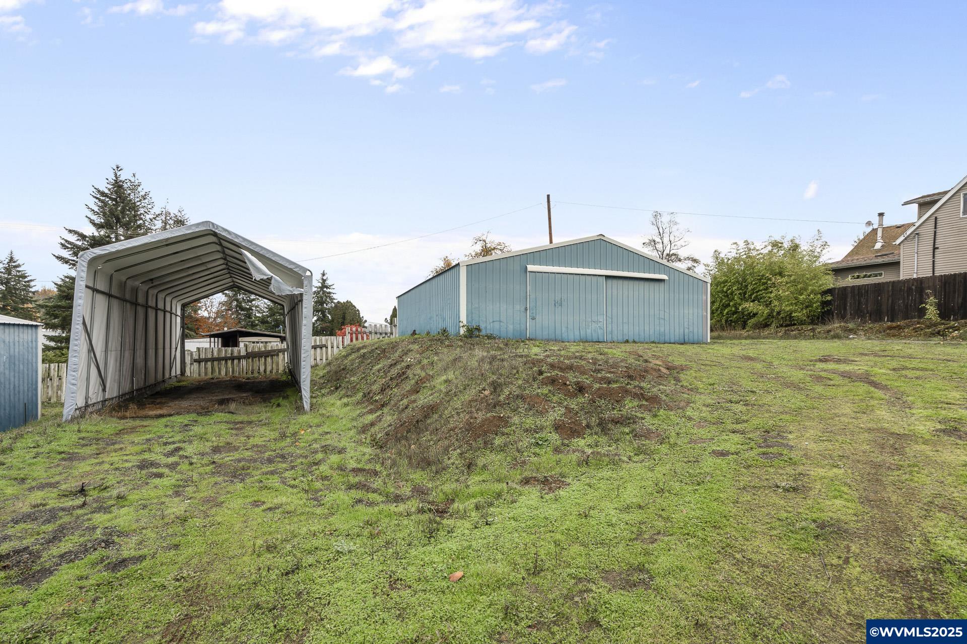 12700 Maxfield Creek Rd