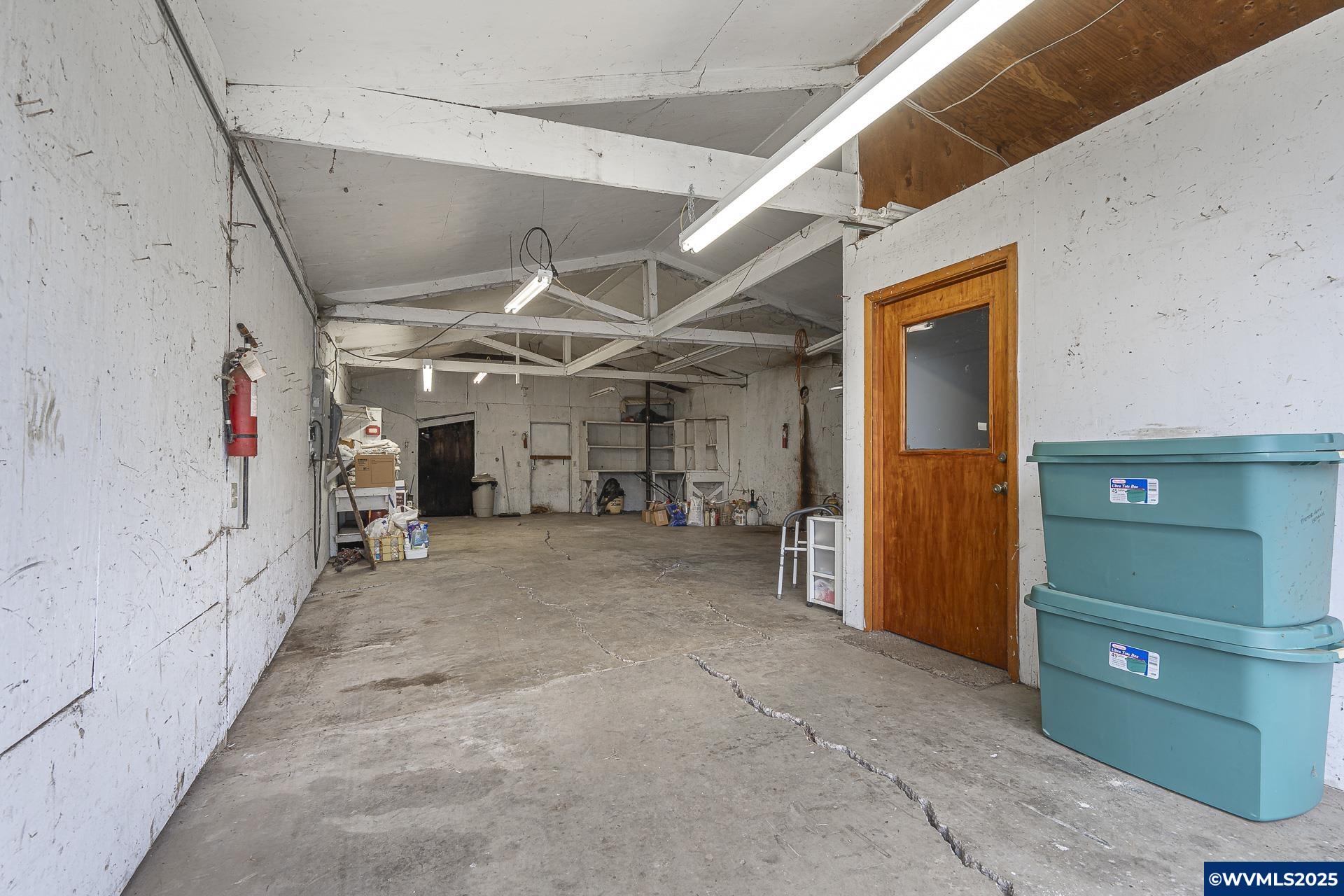 12700 Maxfield Creek Rd