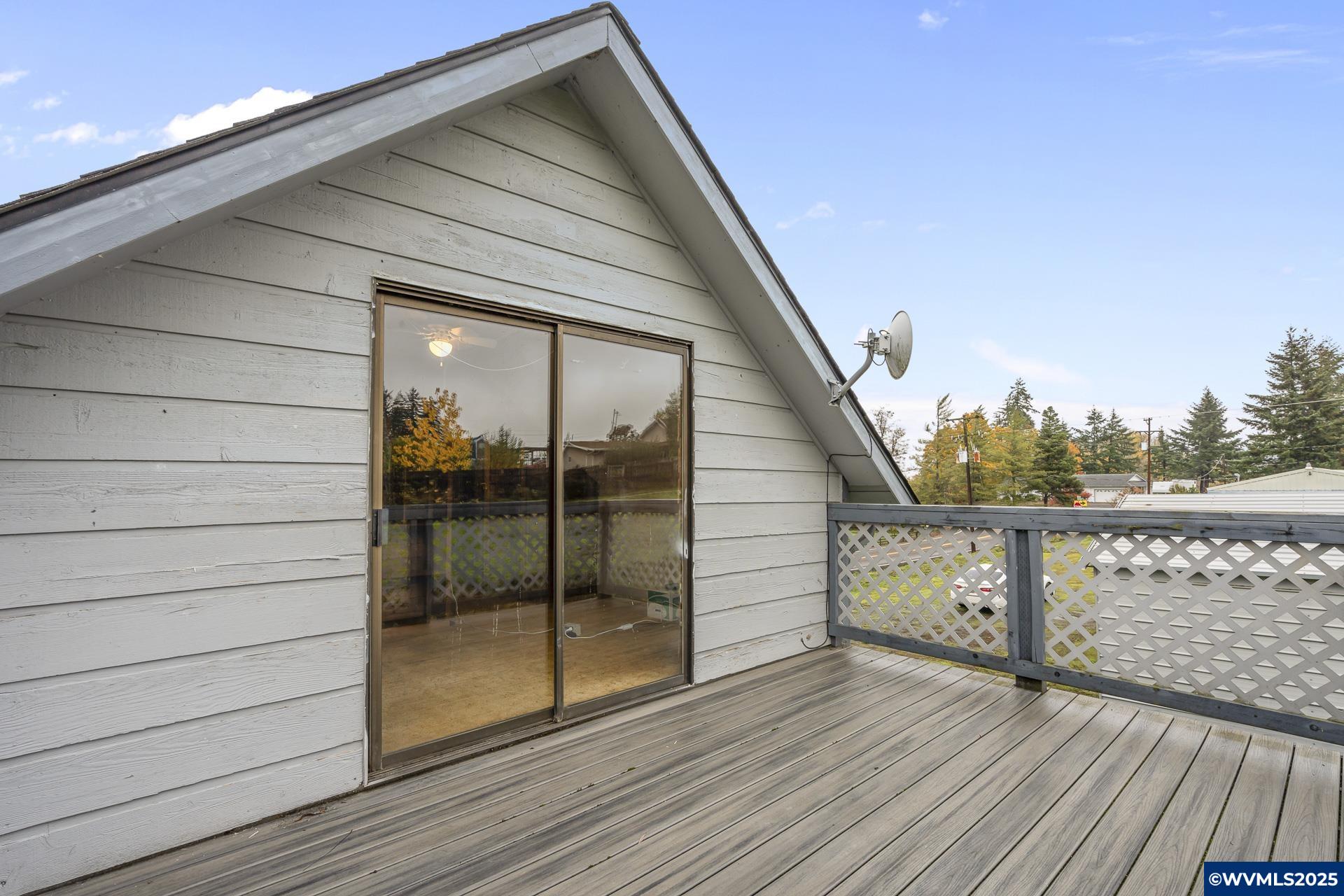 12700 Maxfield Creek Rd