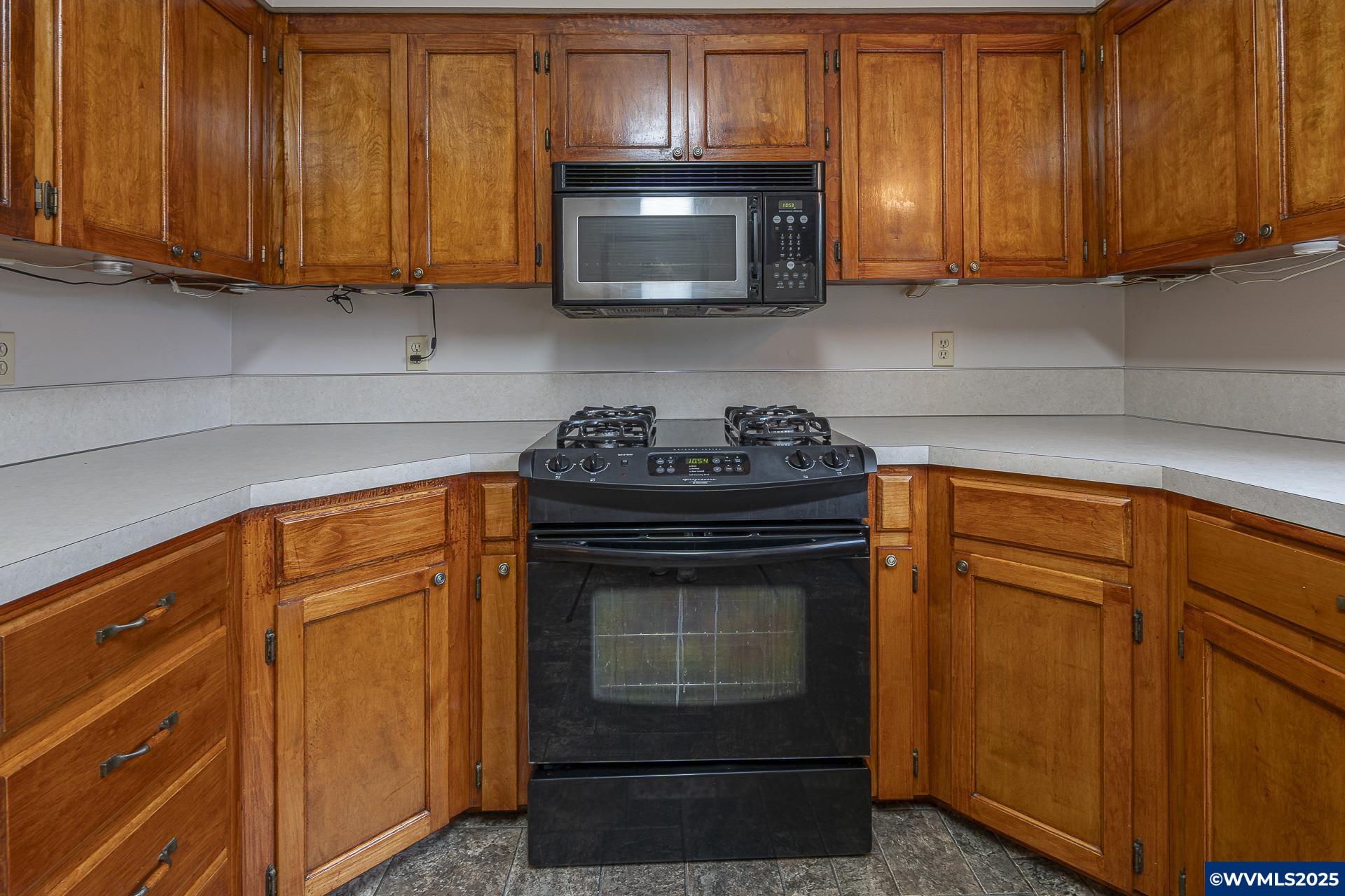 12700 Maxfield Creek Rd