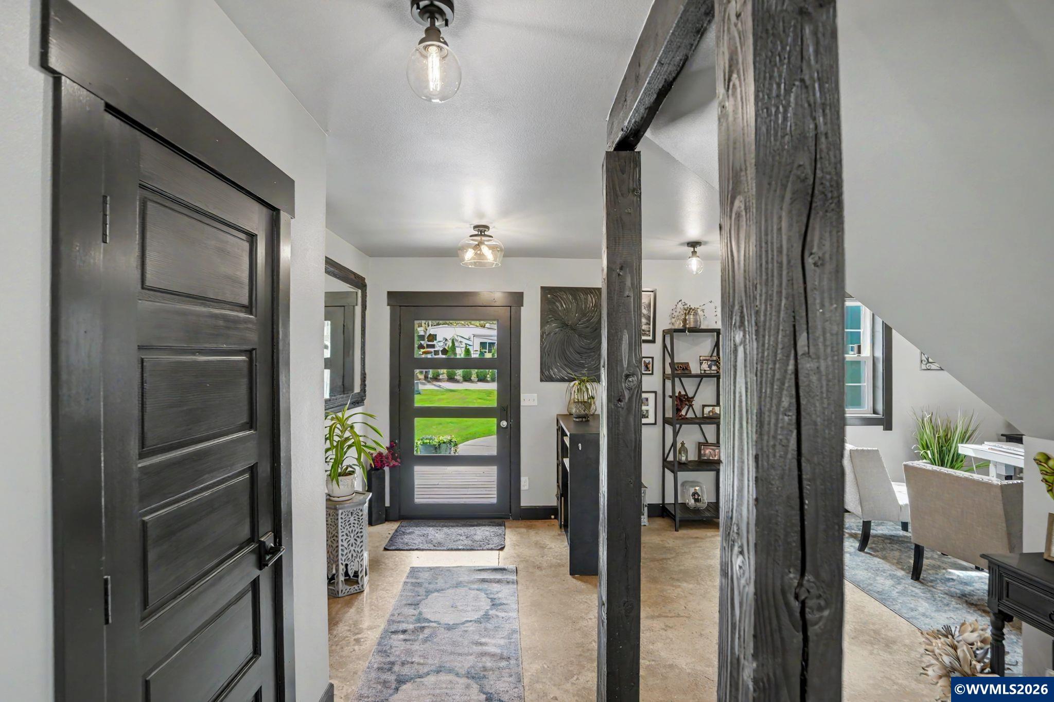 515/525 SW Levens St