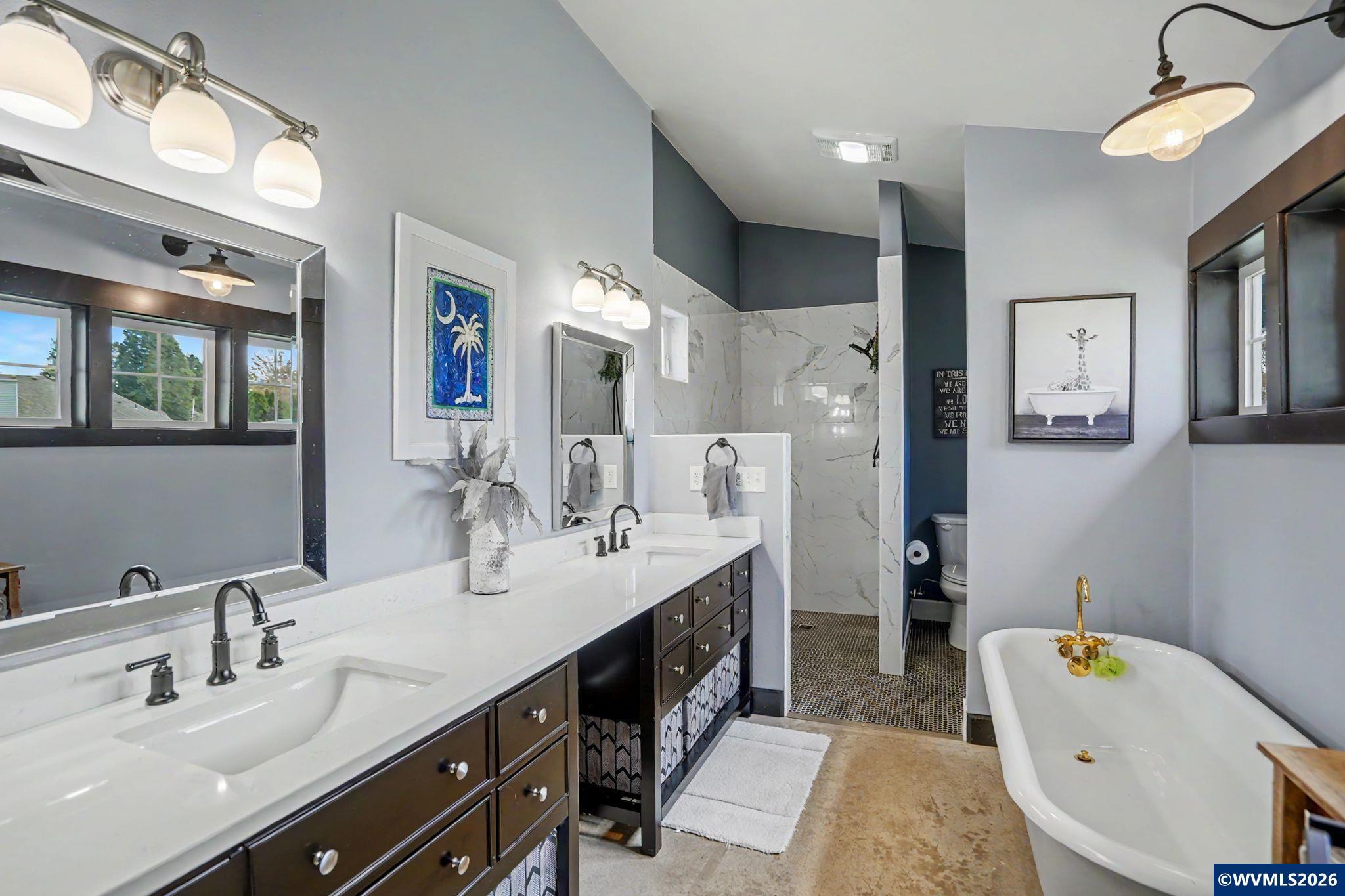 515/525 SW Levens St