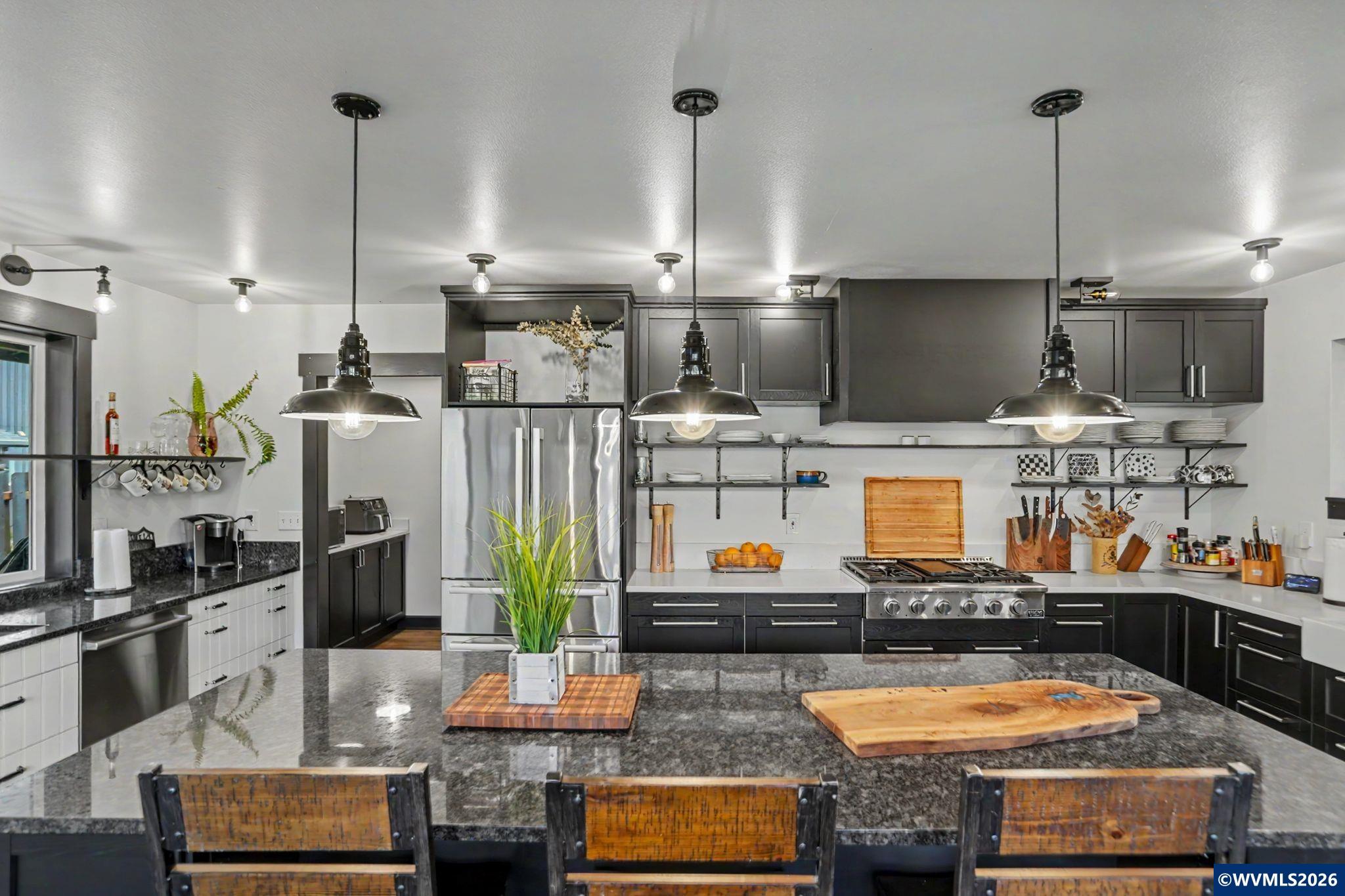 515/525 SW Levens St