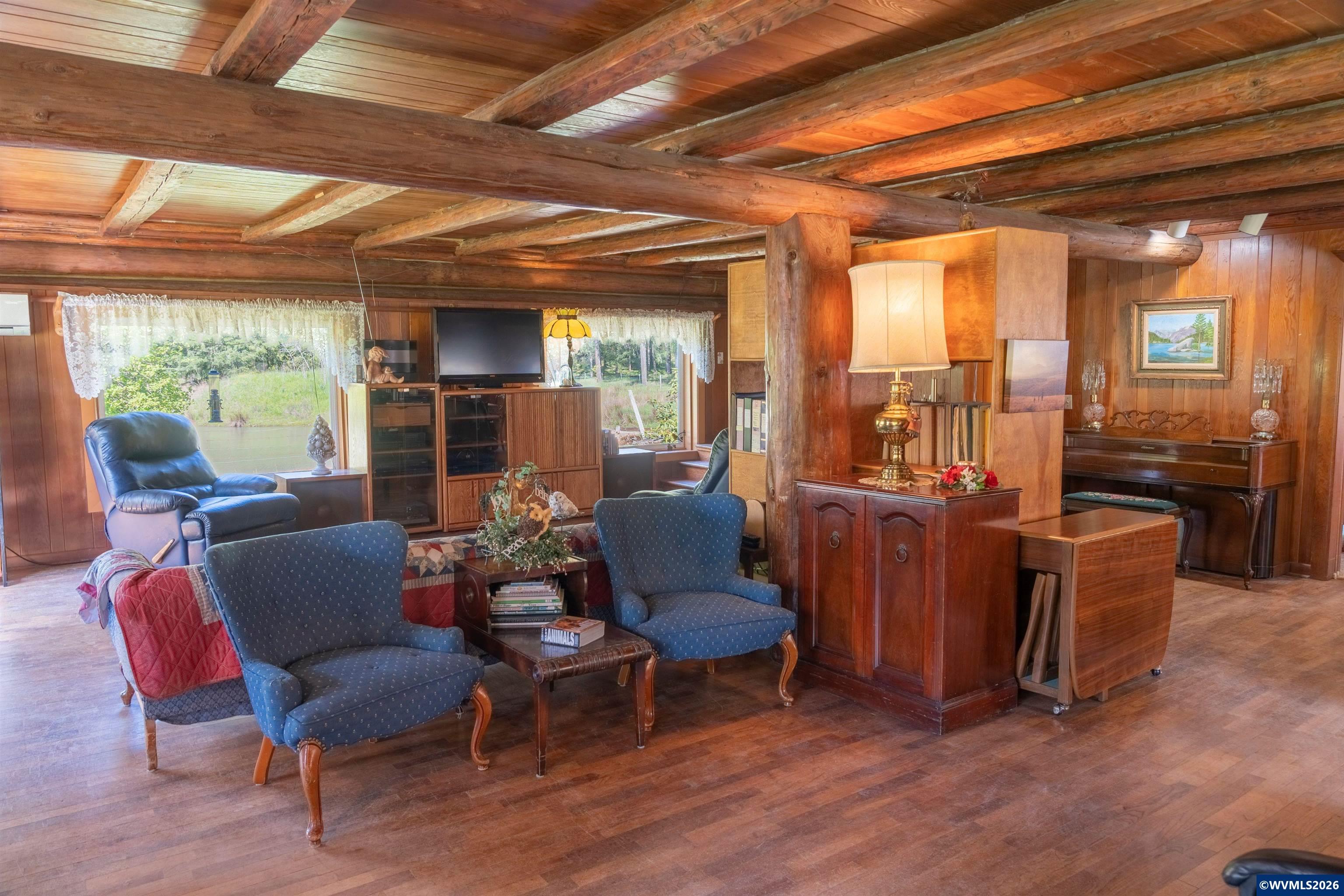 753253 Mosby Creek Rd