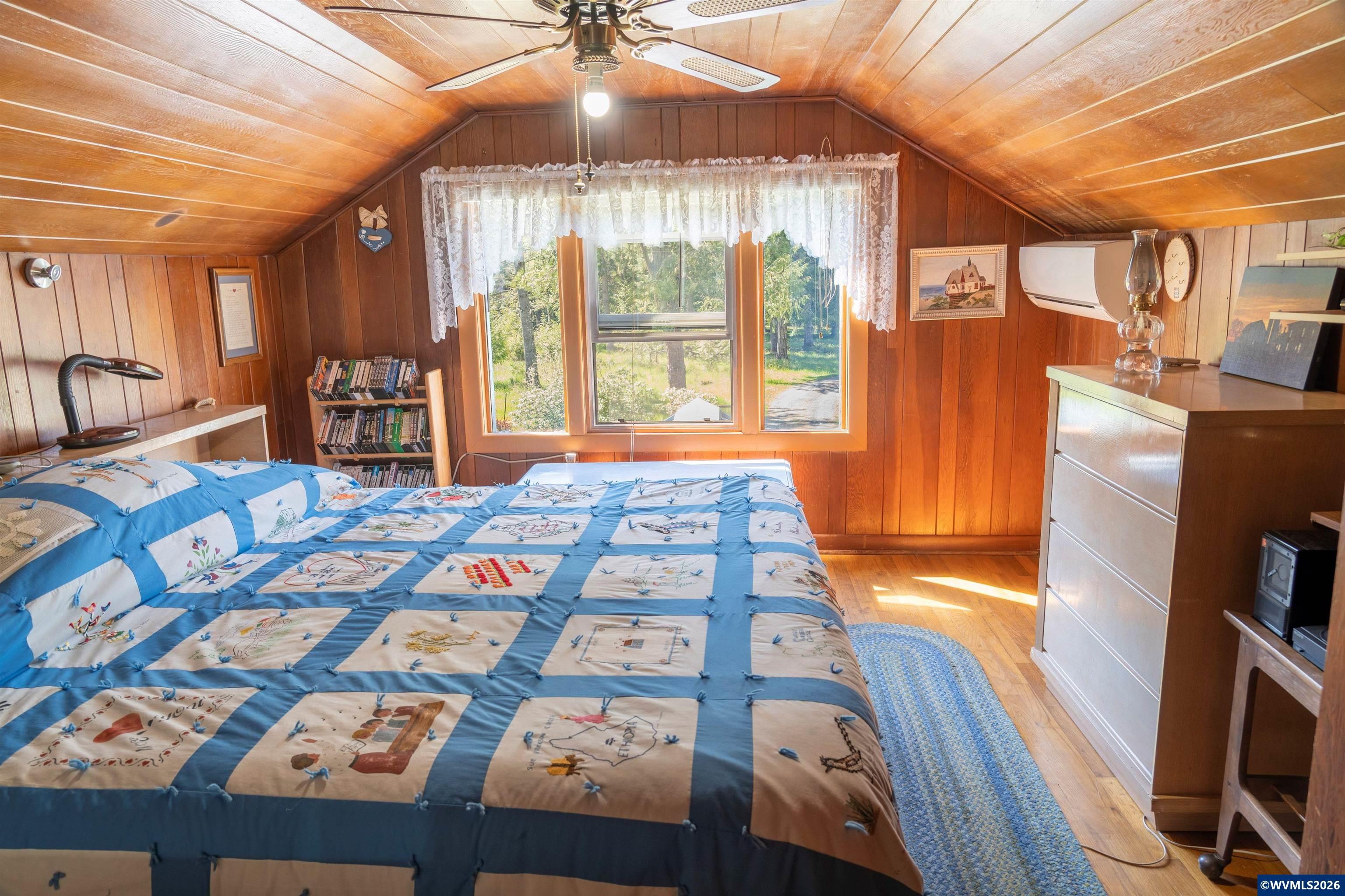 753253 Mosby Creek Rd