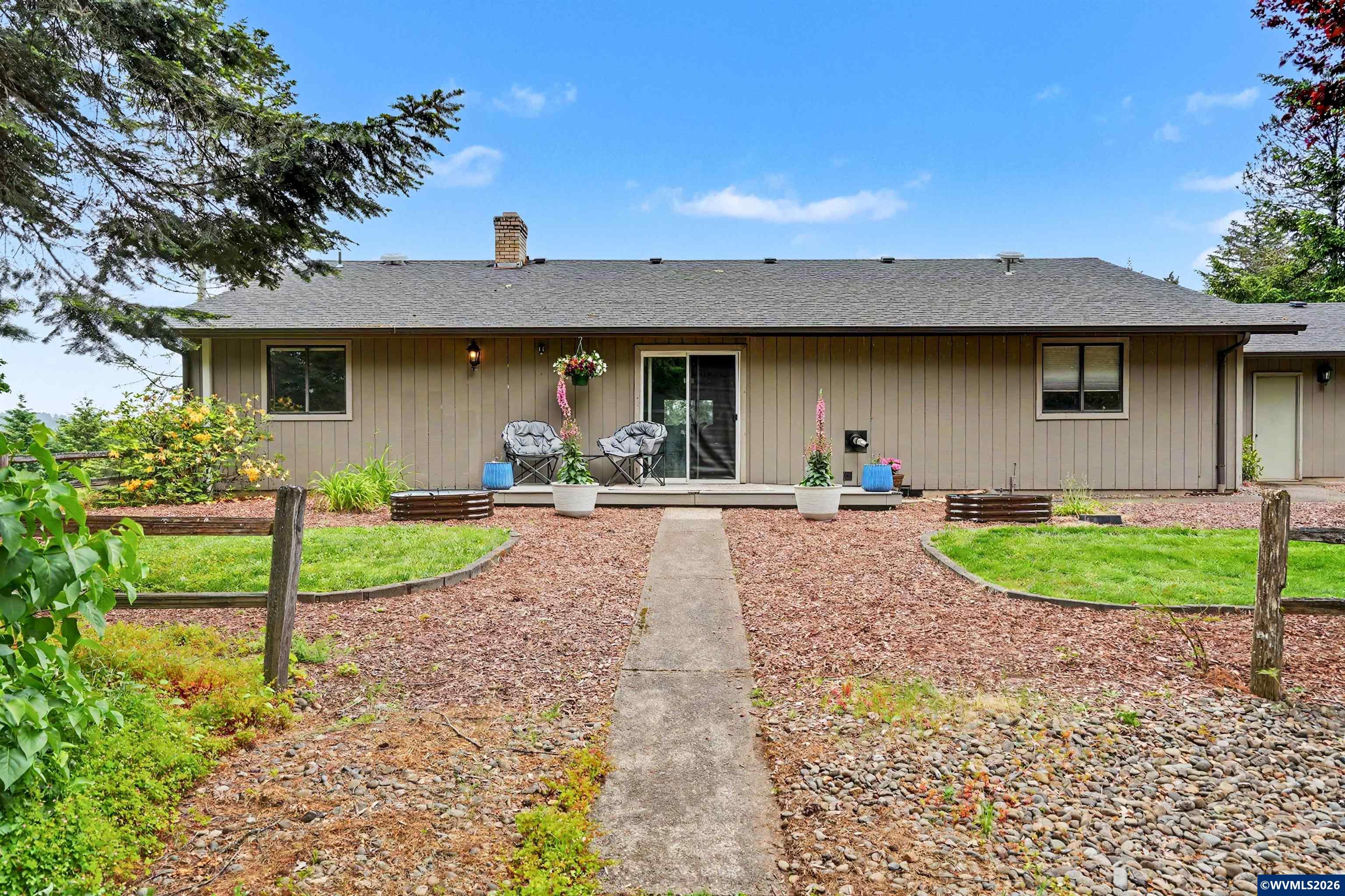 15991 Oakdale Rd