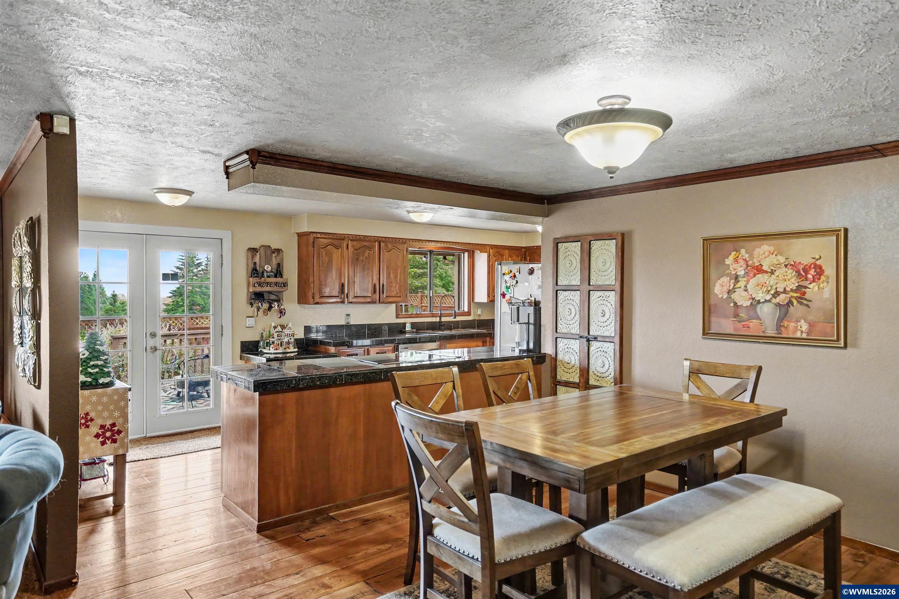 15991 Oakdale Rd