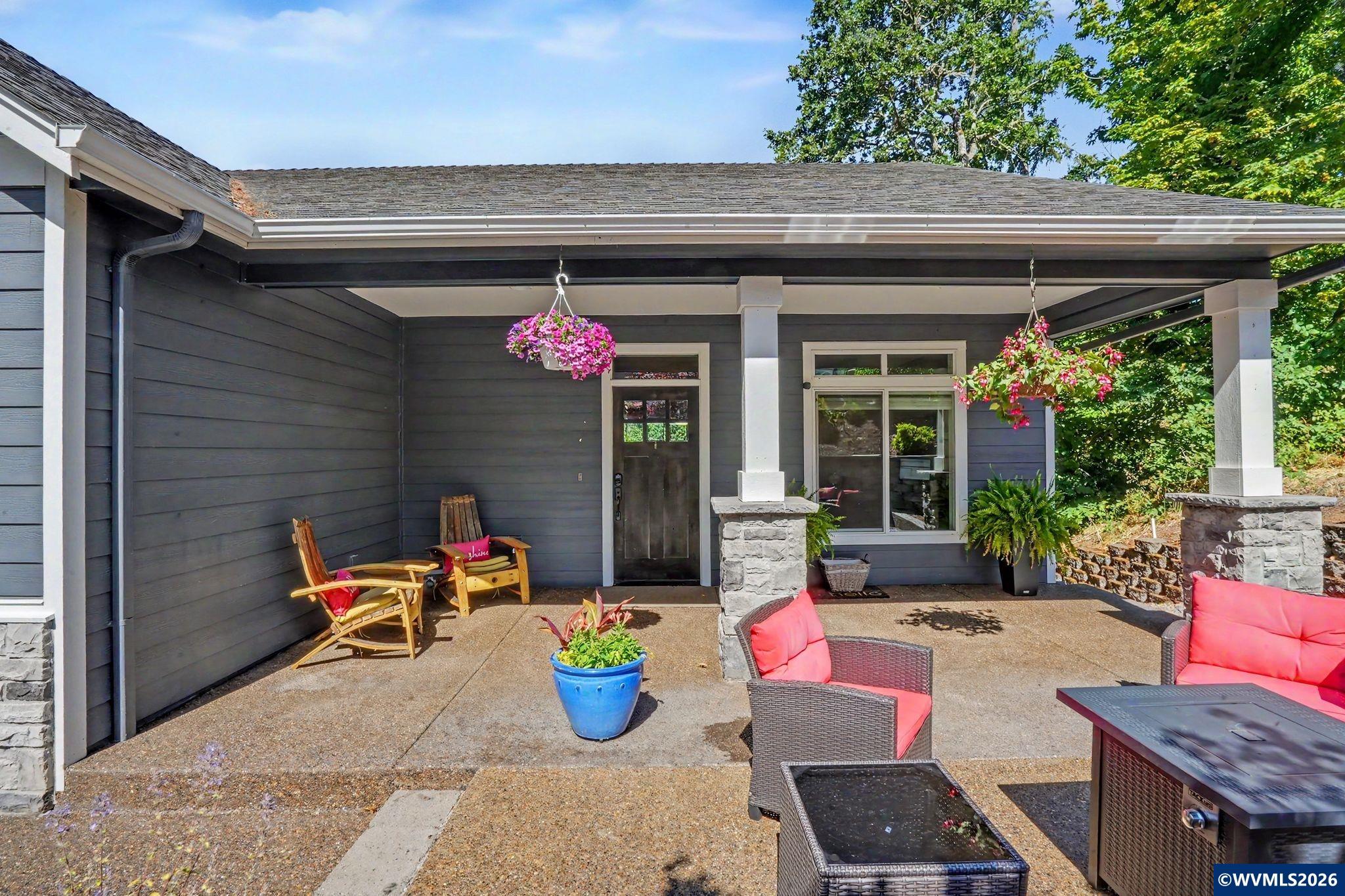 591 Timber View St