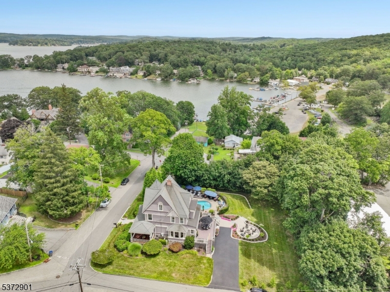 14 Hopatcong Ave