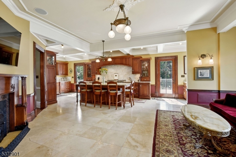 14 Hopatcong Ave