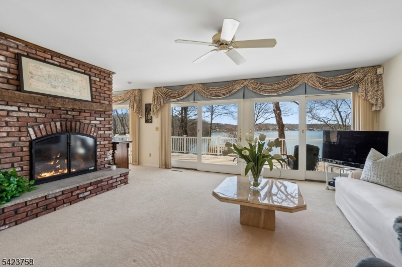 201 S New Jersey Ave