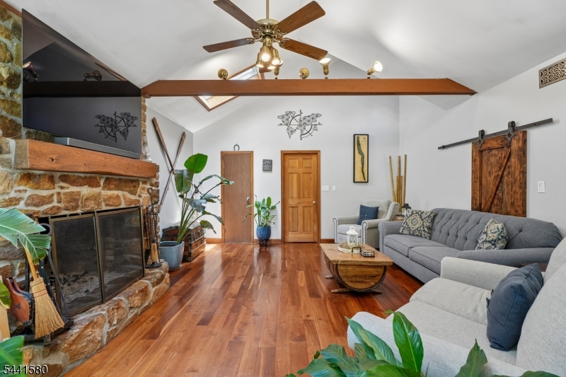117 Green Pond Rd