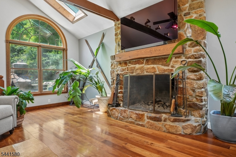117 Green Pond Rd