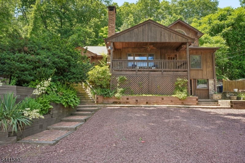 117 Green Pond Rd