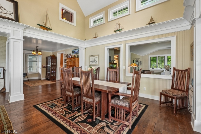 55 Raccoon Island Rd
