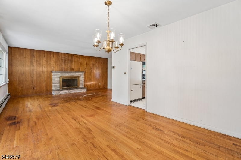 19 Dacotah Ave