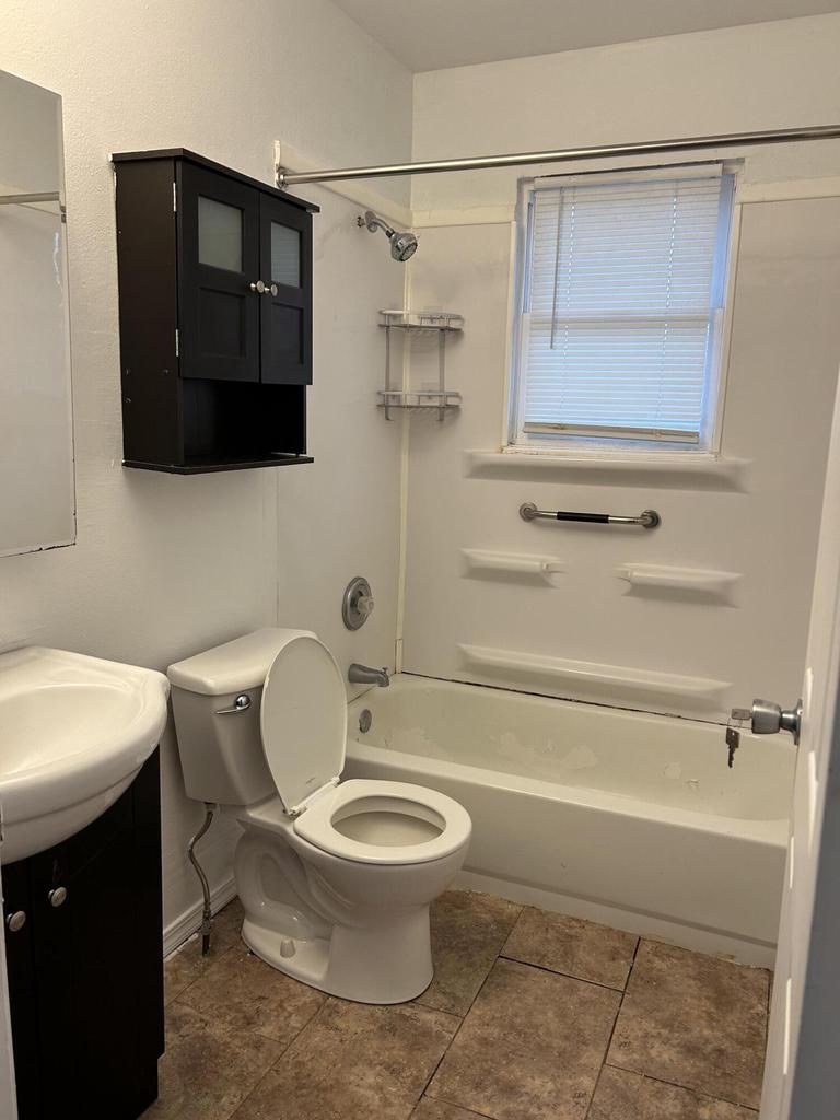 2222 Afton ROAD 2224