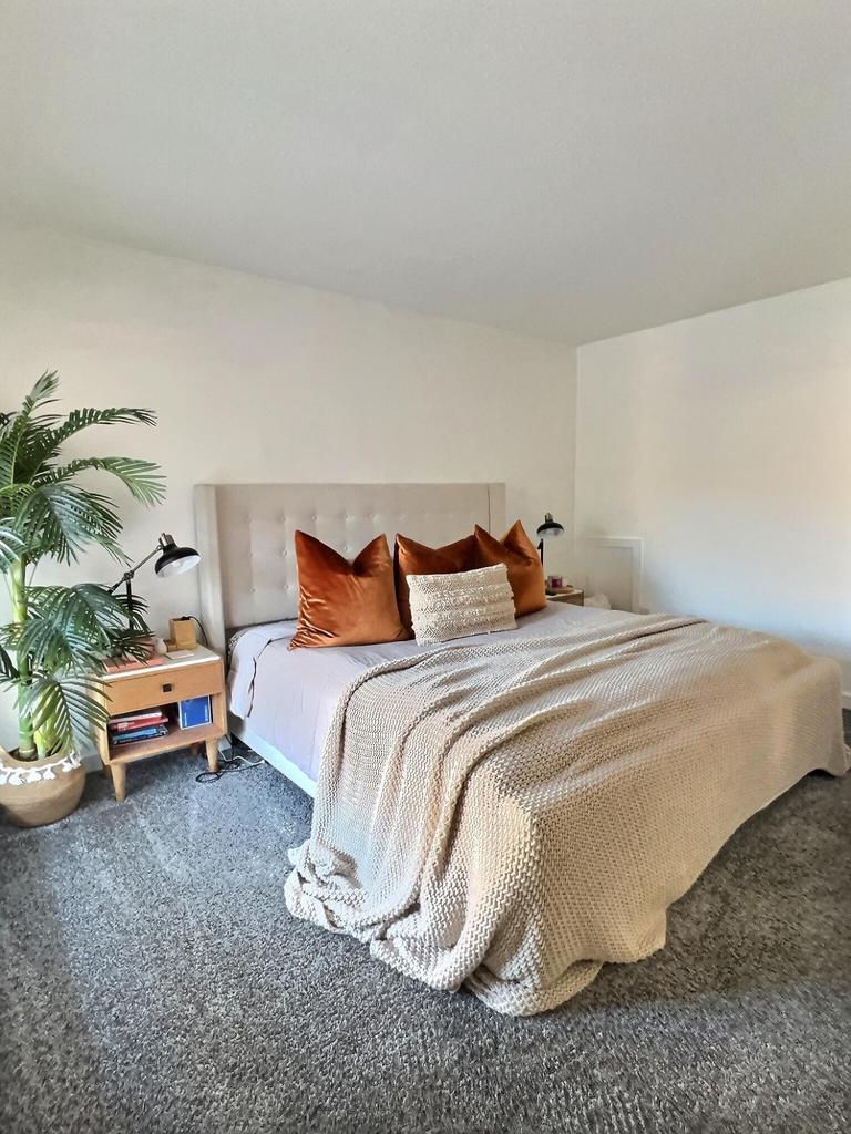 11927 West Appleton AVENUE 15