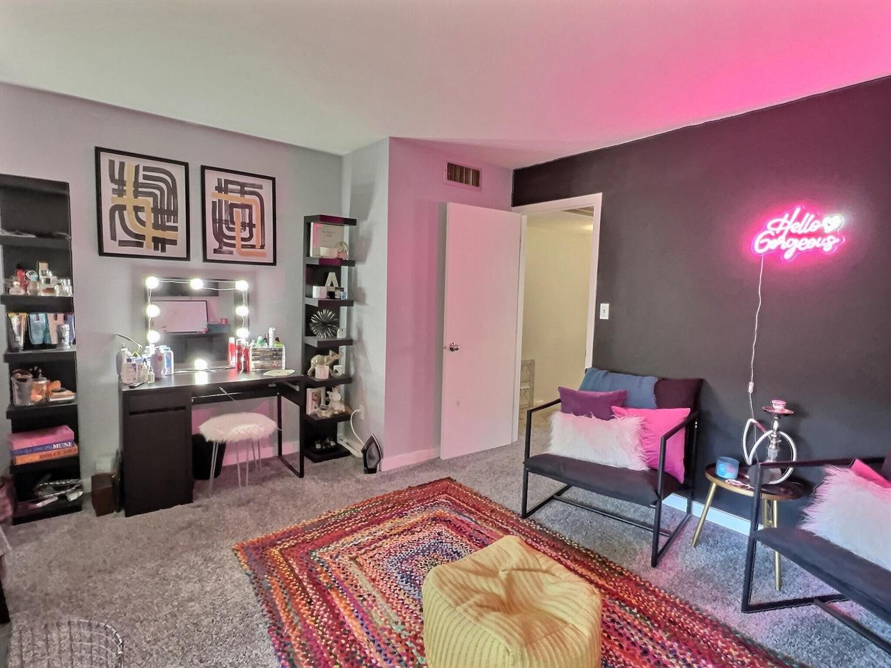 11927 West Appleton AVENUE 15