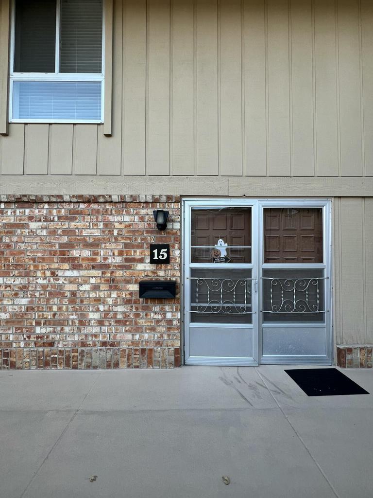 11927 West Appleton AVENUE 15