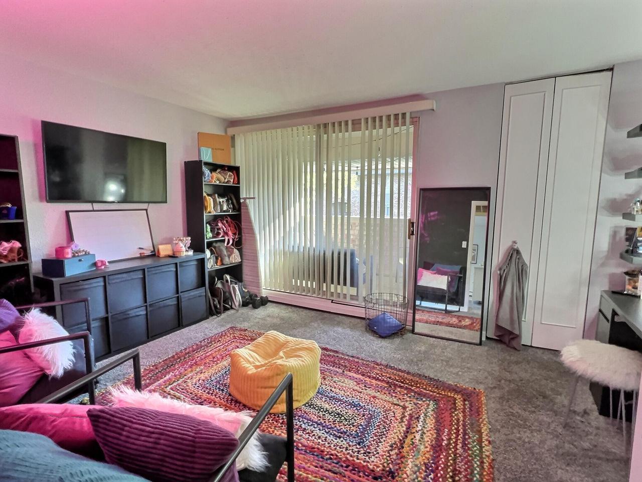 11927 West Appleton AVENUE 15