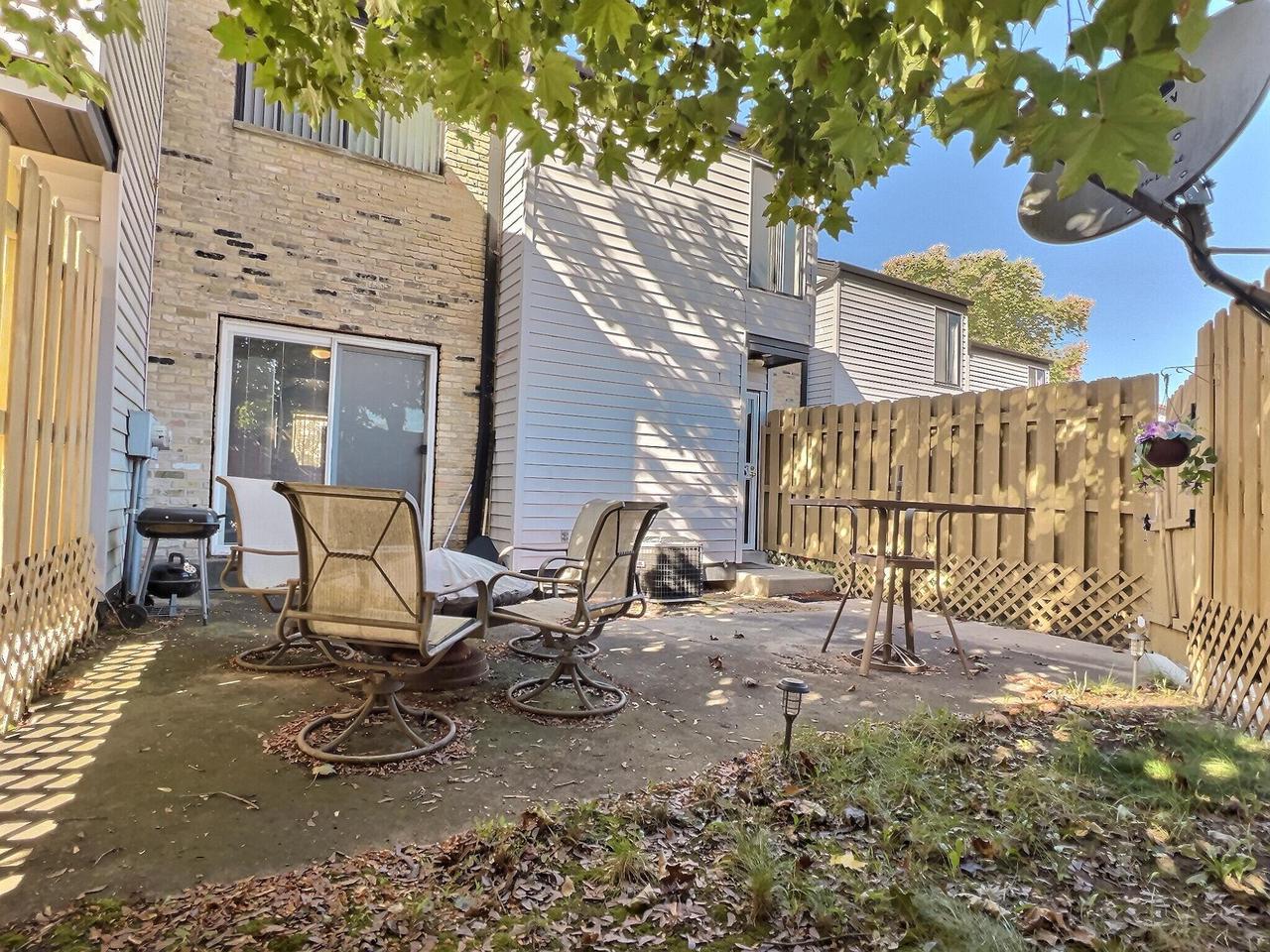 6629 North Bourbon STREET