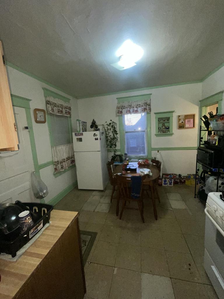 2557 South 8TH STREET