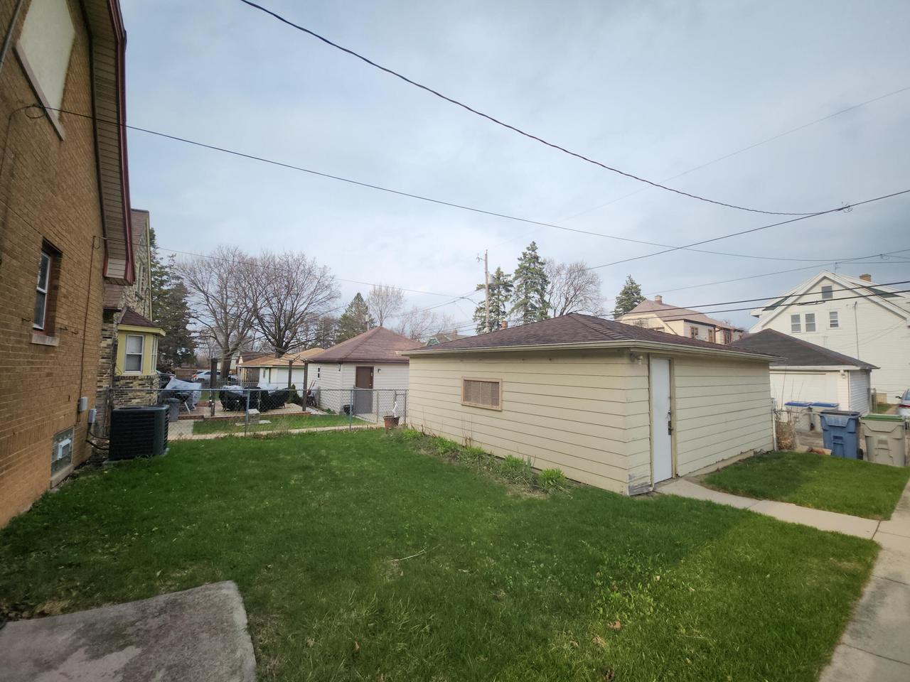 4214 North 15th STREET