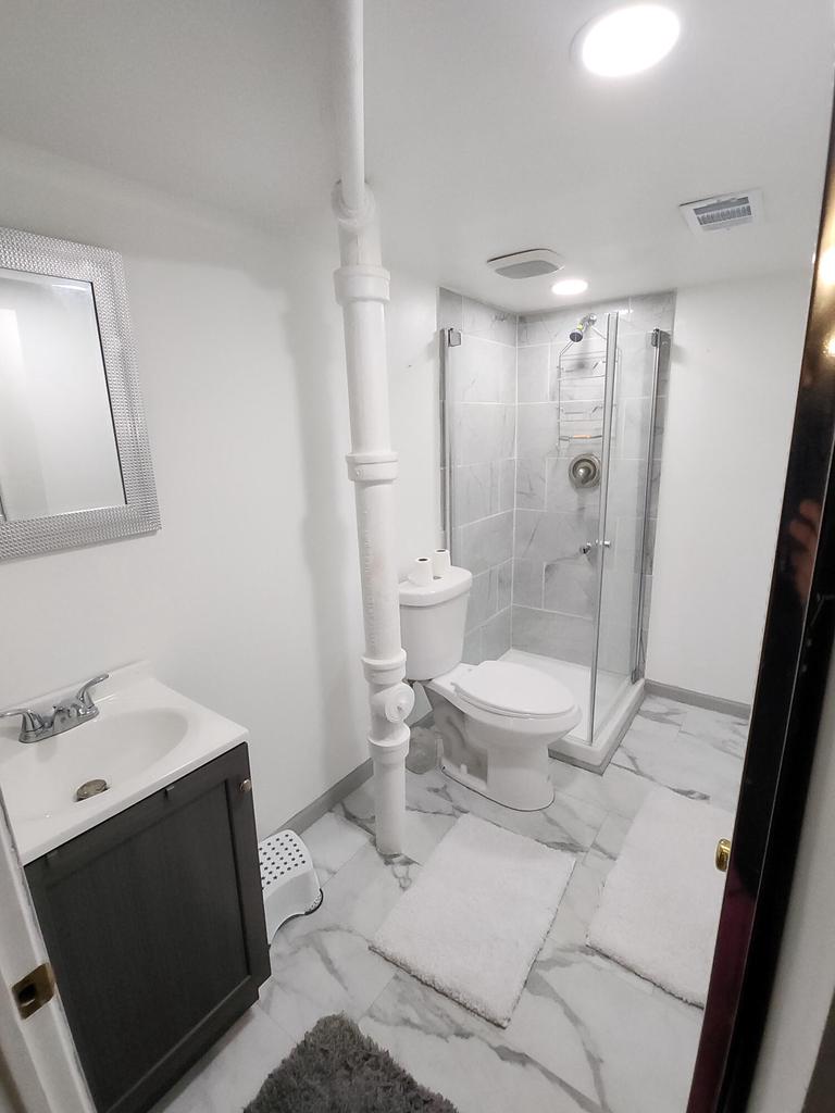 4214 North 15th STREET