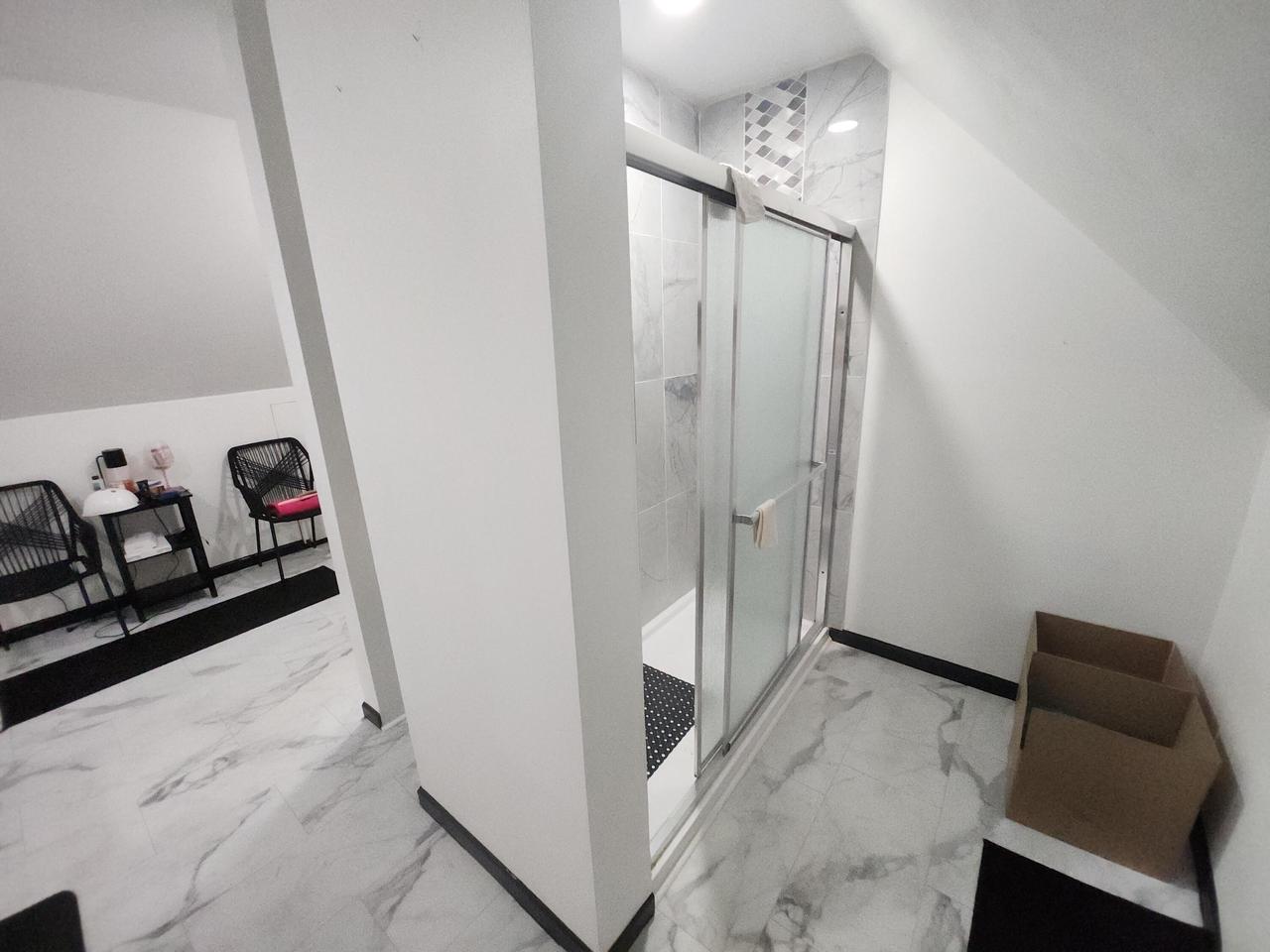 4214 North 15th STREET