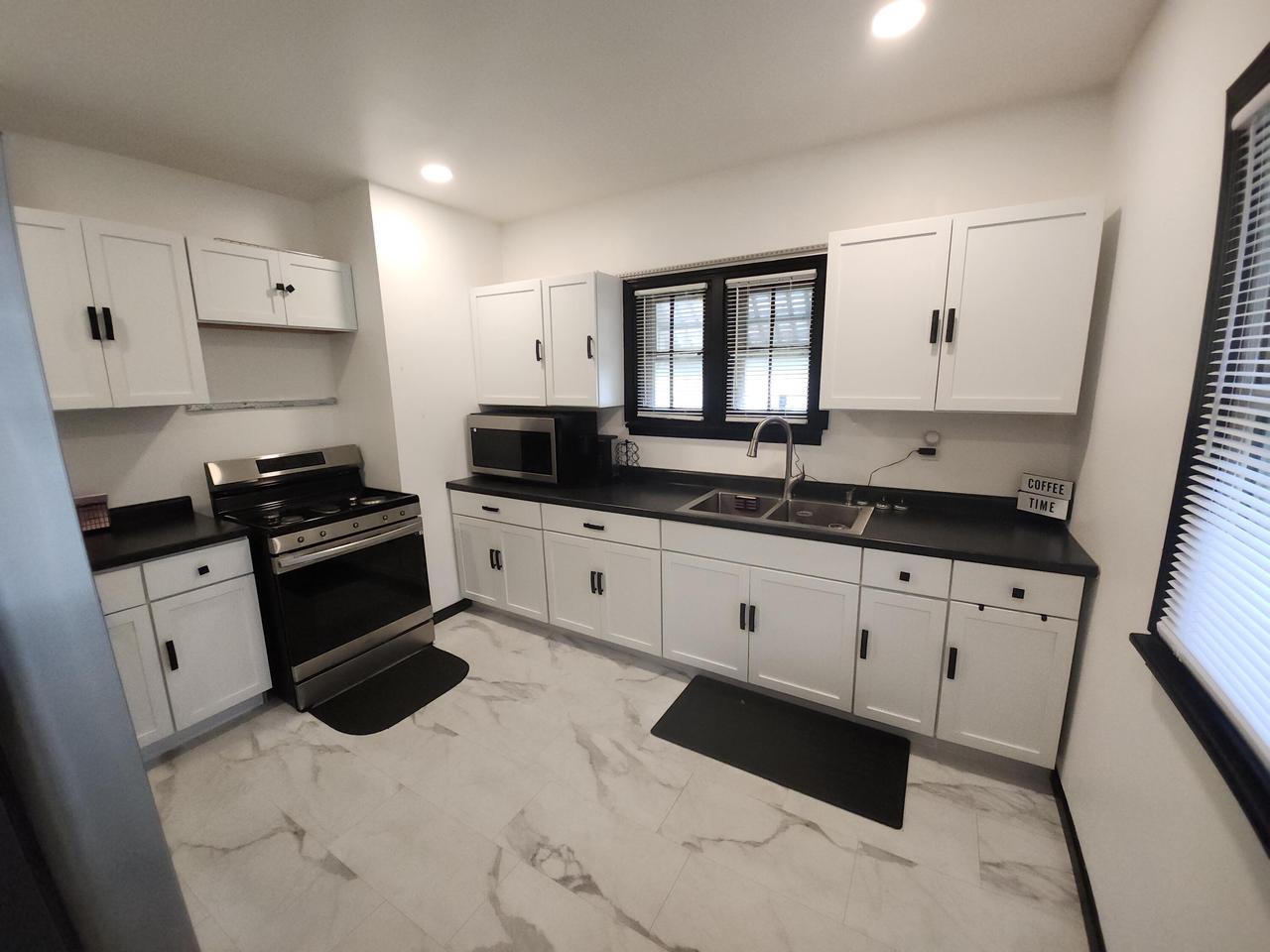 4214 North 15th STREET