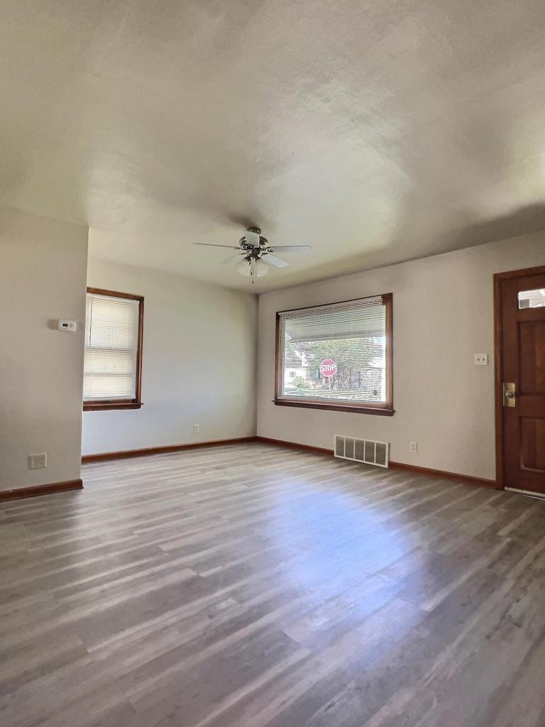 4877 North 40th STREET