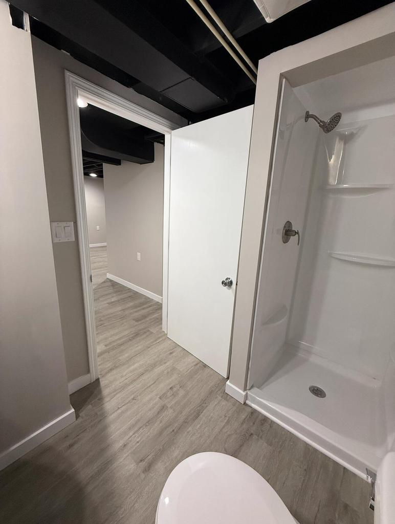 4877 North 40th STREET