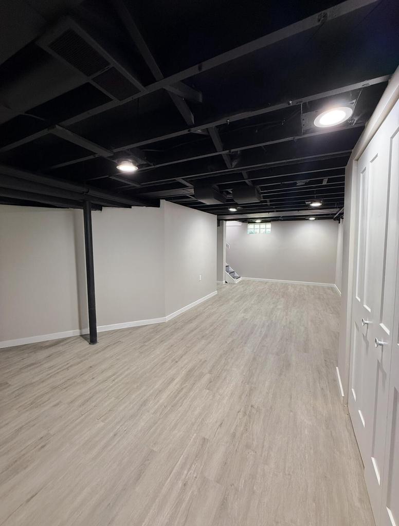 4877 North 40th STREET