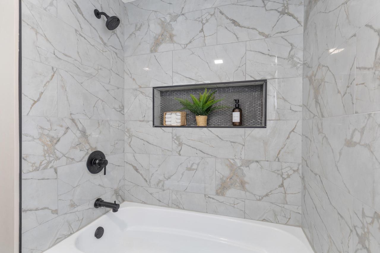 3062 North 38th STREET