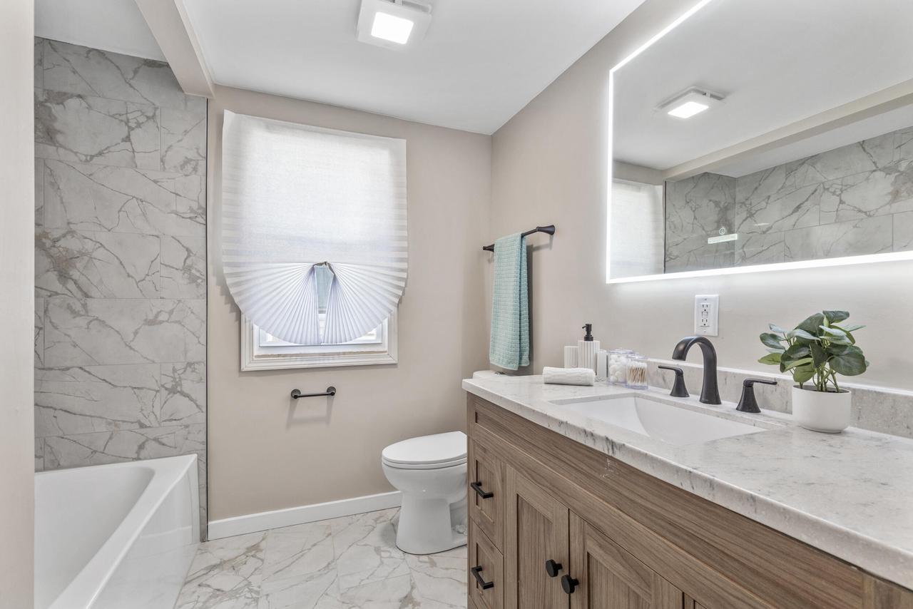 3062 North 38th STREET