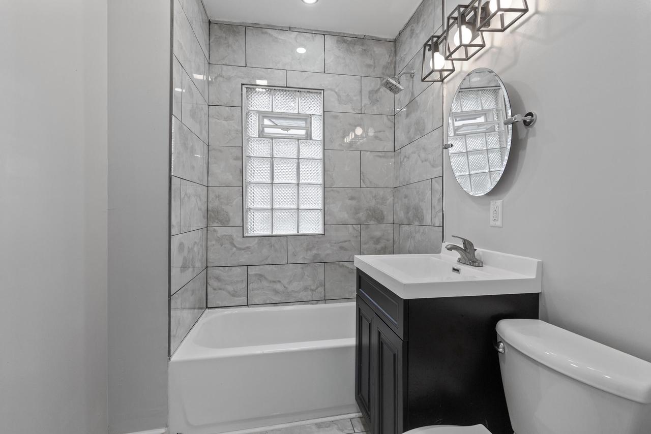 2336 North 47th STREET