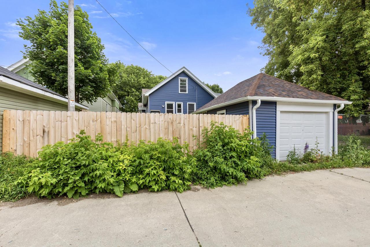 2336 North 47th STREET