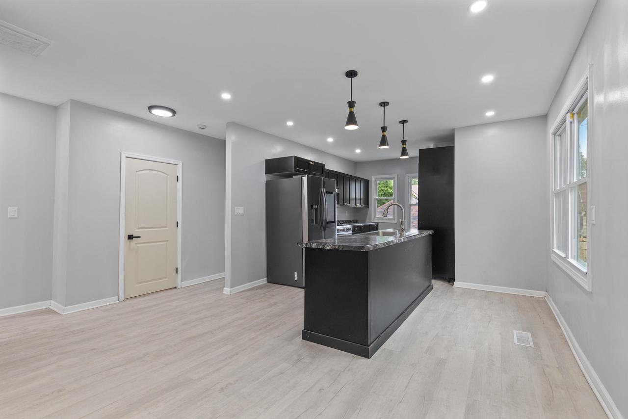 2336 North 47th STREET