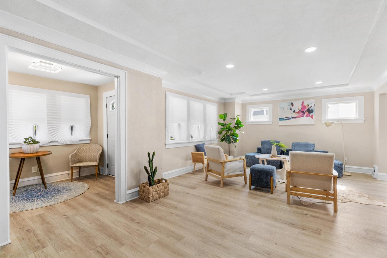 4061 North 14th STREET