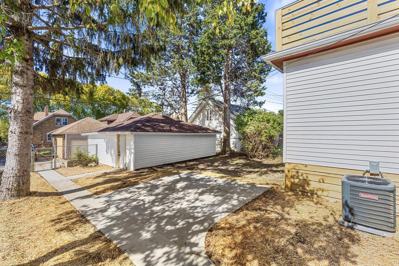 4061 North 14th STREET