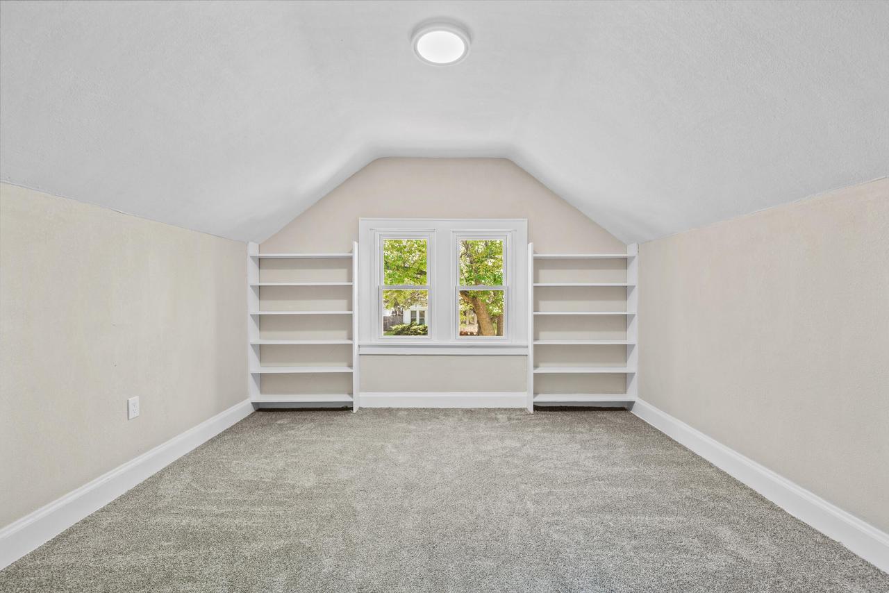 4061 North 14th STREET