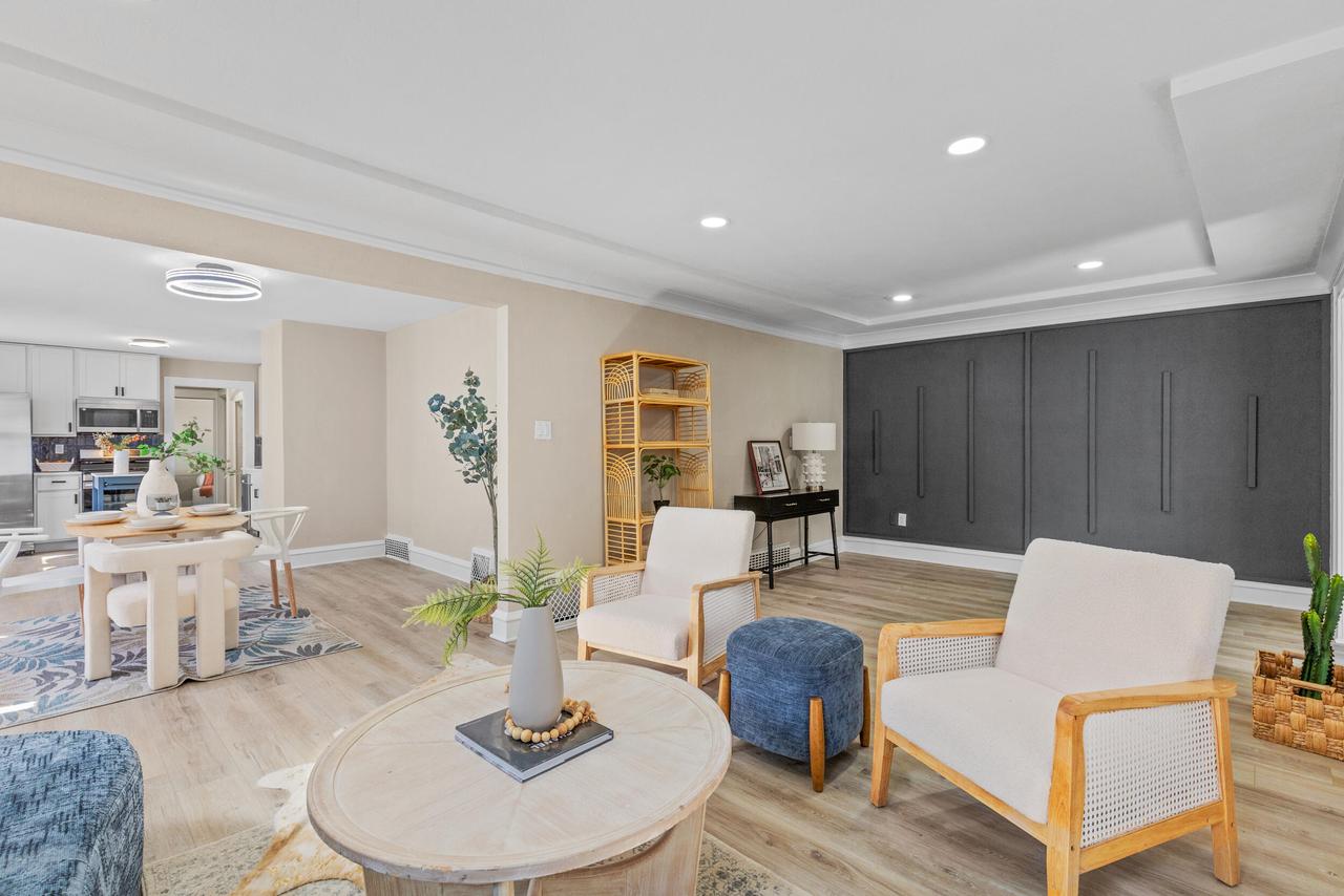4061 North 14th STREET