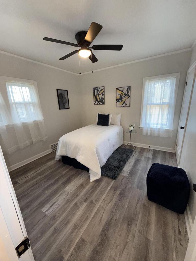 4182 North 13th STREET