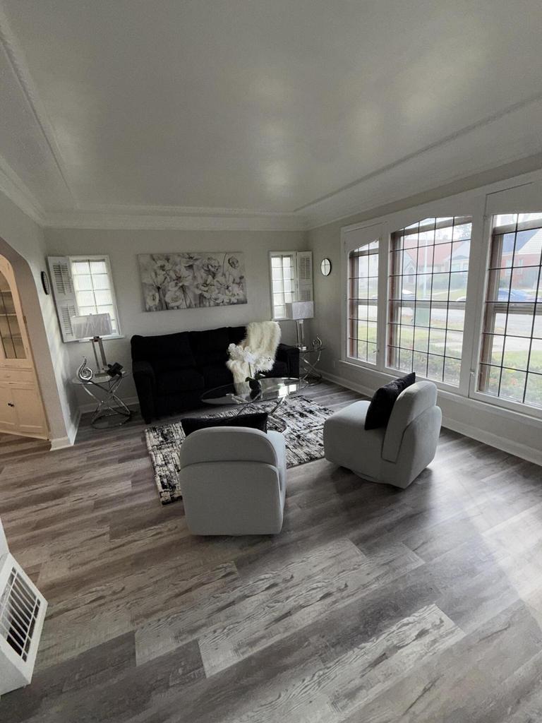 4182 North 13th STREET