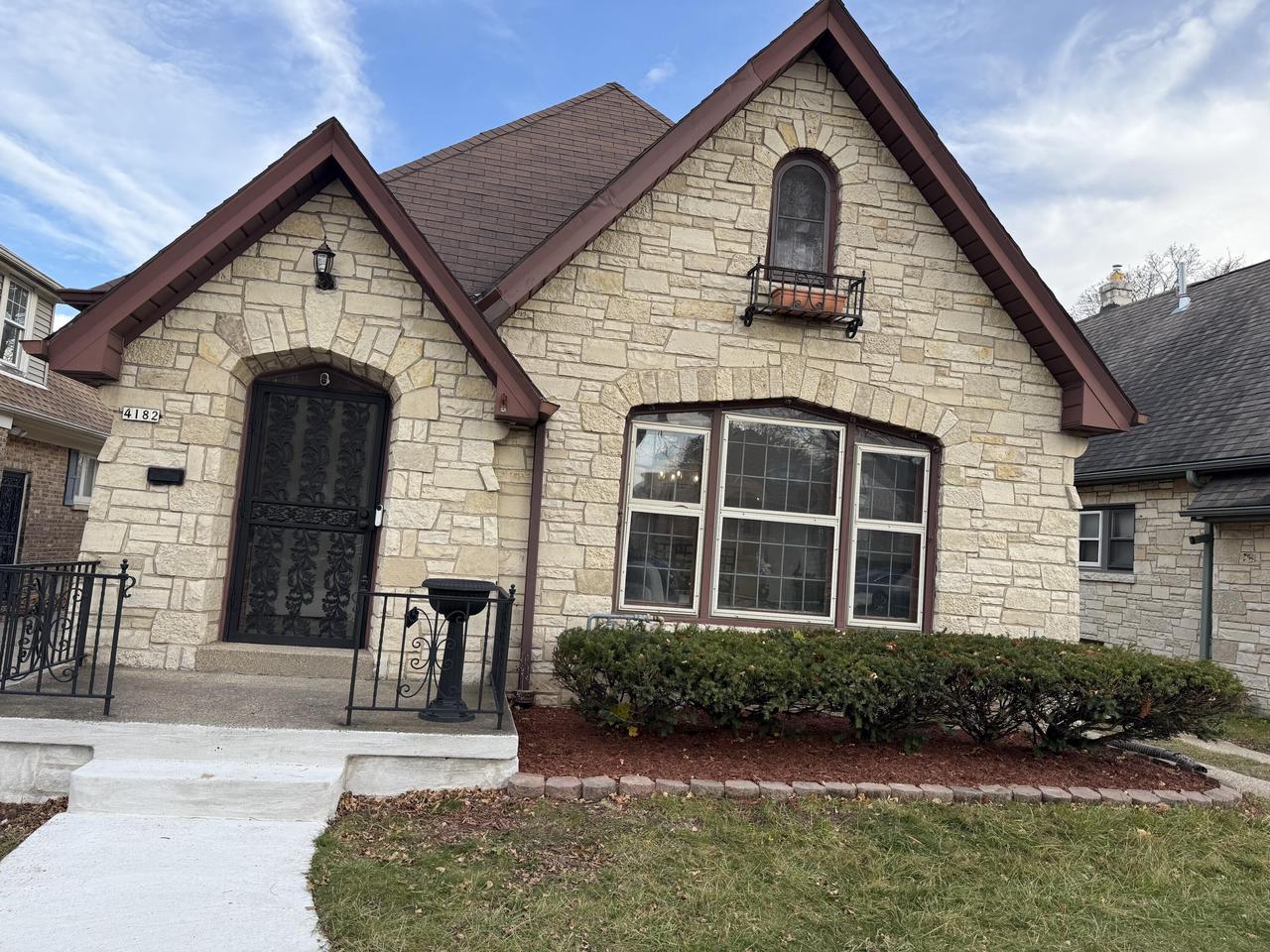 4182 North 13th STREET