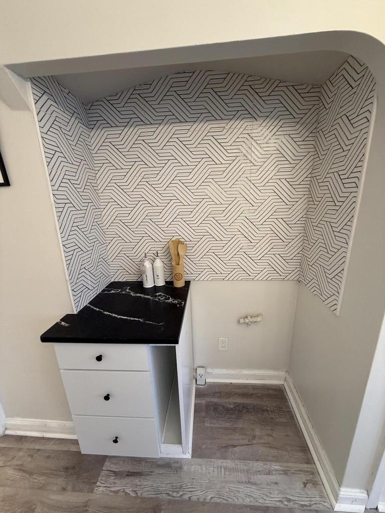 4182 North 13th STREET